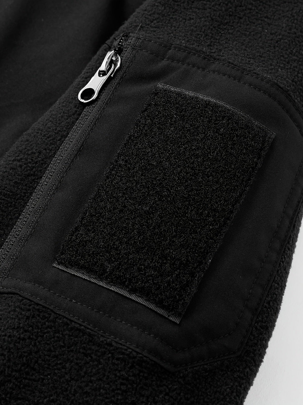 Rugged Full-Zip Outdoor Jacket – Cosy, Durable, Ideal for Camping, Hiking
