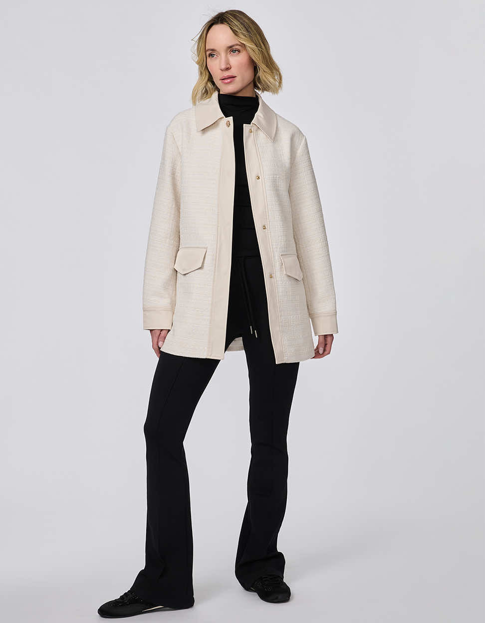 Tweed Shacket in Cream – Casual Layering, Stylish Outerwear