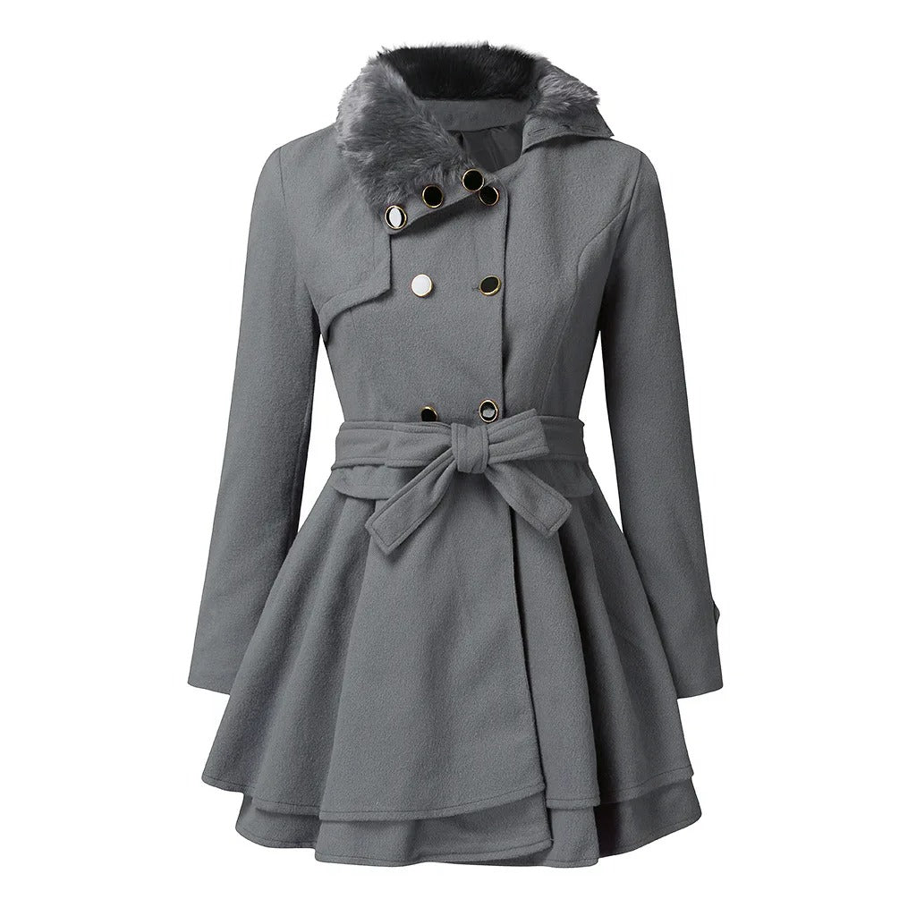 Vintage Flair Trench Coat with Faux Fur Collar – Stylish Layering, Chic Winter Outfit