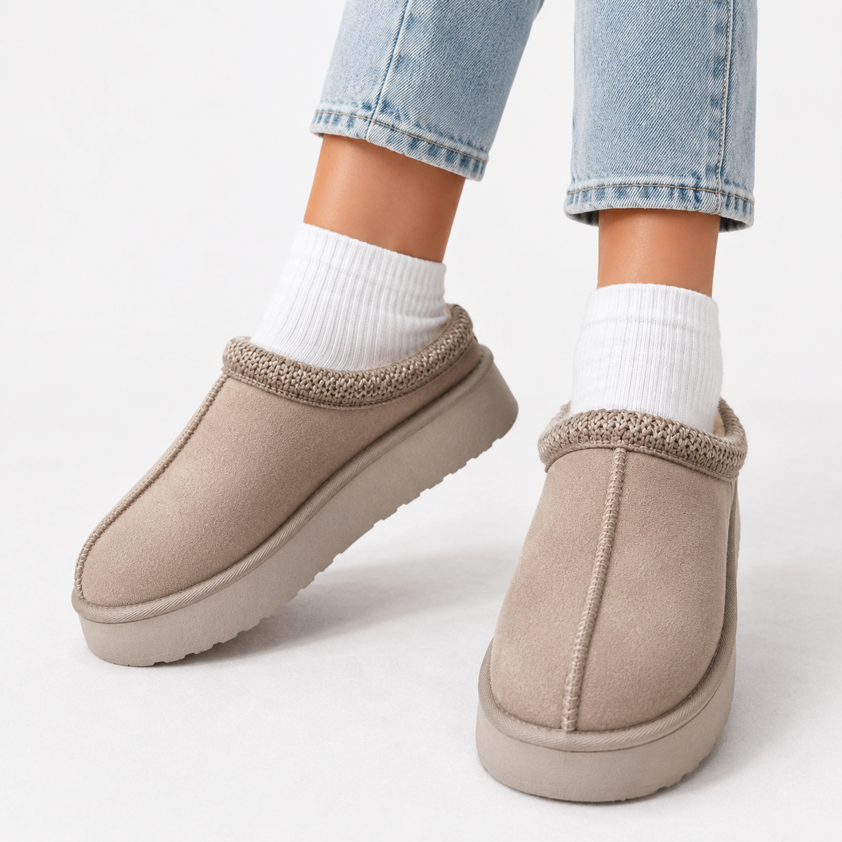 Women’s Winter Slippers – Warm Fur Lined, Slip-On House Shoes – Home, Comfort