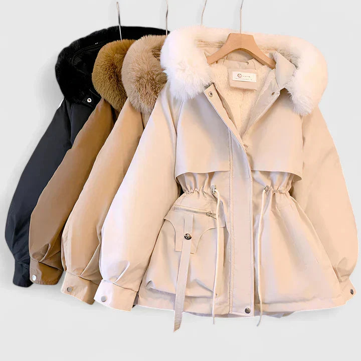 Elegant Jacket with Faux Fur Hood – Stylish Layering, Winter Warmth